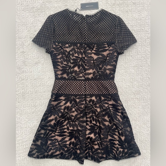 BCBG MaxAzria ‘Eleanor’ Dress - Picture 4 of 6